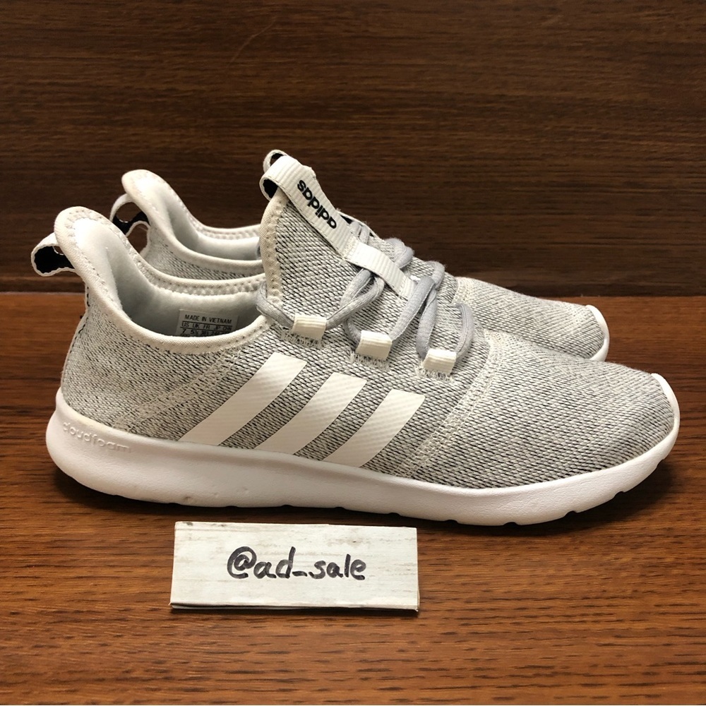 Adidas Cloudfoam Women’s Gray/White Sneakers Size 7